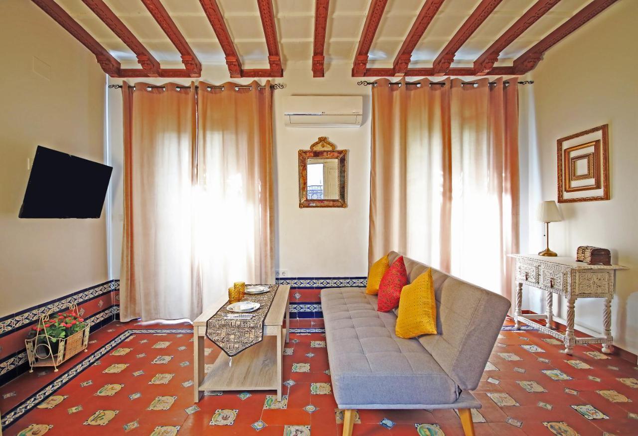 Palace House Hercules - Apartments إشبيلية المظهر الخارجي الصورة