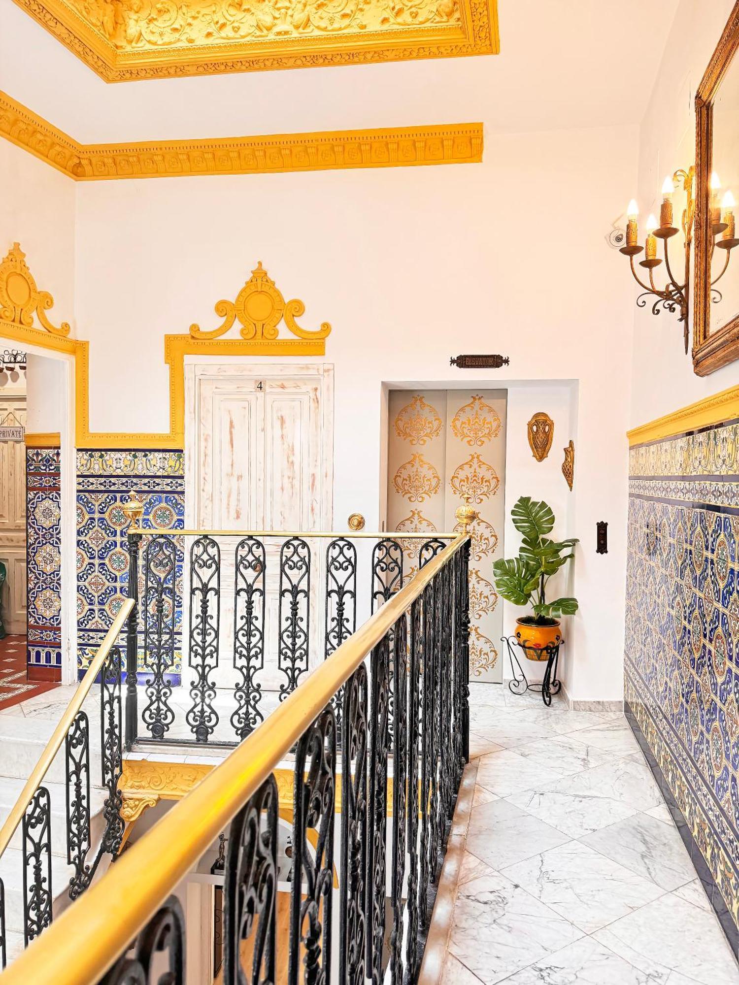 Palace House Hercules - Apartments إشبيلية المظهر الخارجي الصورة
